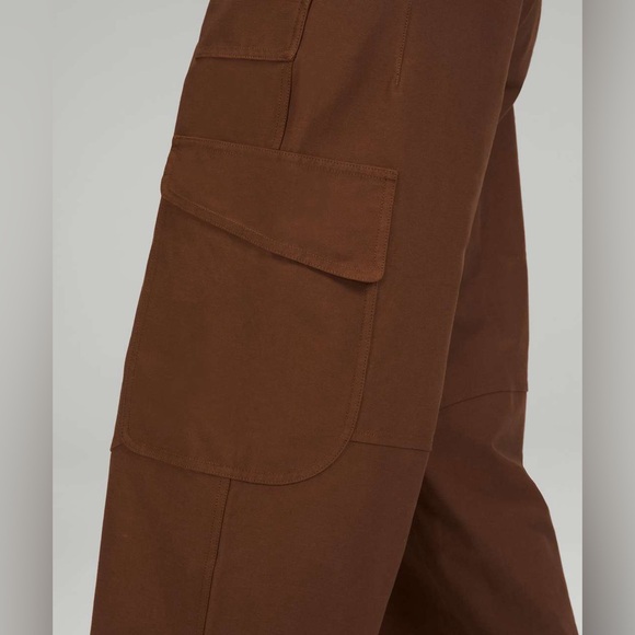 Lululemon Light Utilitech Cargo Pocket HR Pant•Roasted Brown•Sz 10/ 32”•LIKE NEW - Picture 6 of 16